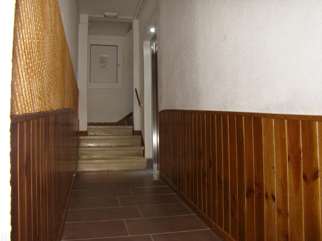 Hostal Platja カンブリルス エクステリア 写真